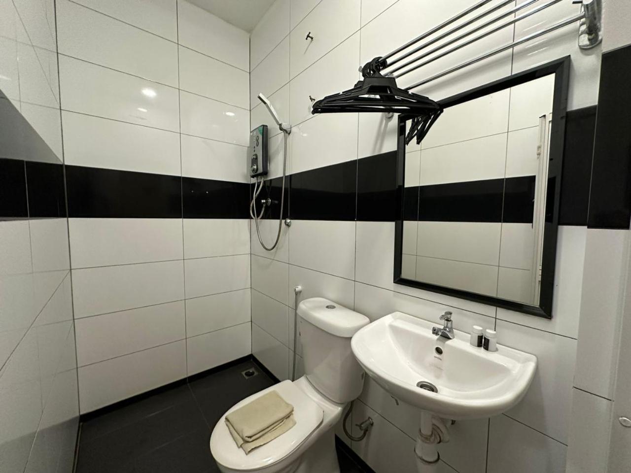 Wf Motel Kulim Eksteriør billede